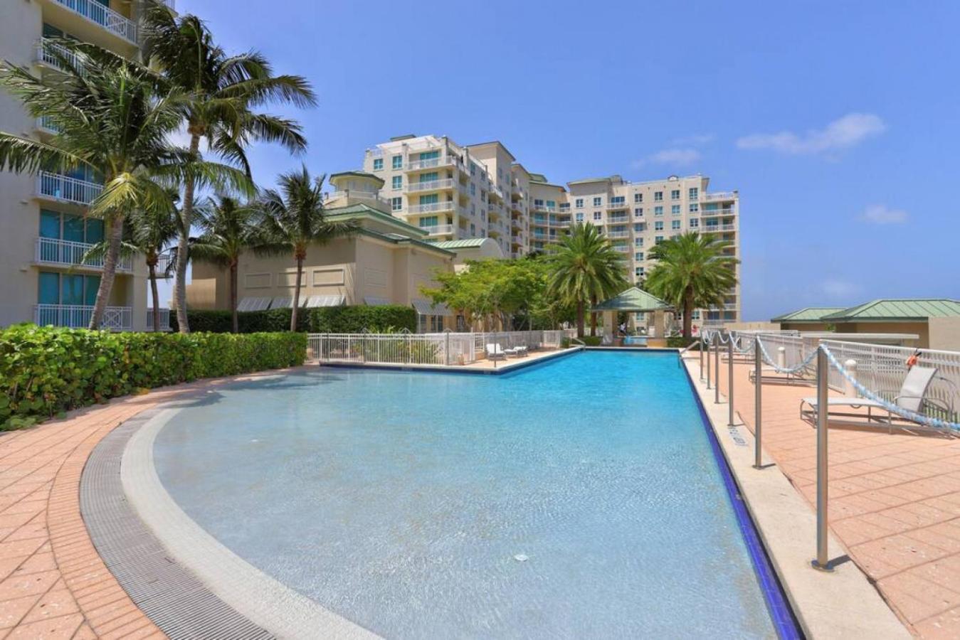 בוינטון ביץ' 1Br Rooftop Pool-10 Min Walk To Beach מראה חיצוני תמונה